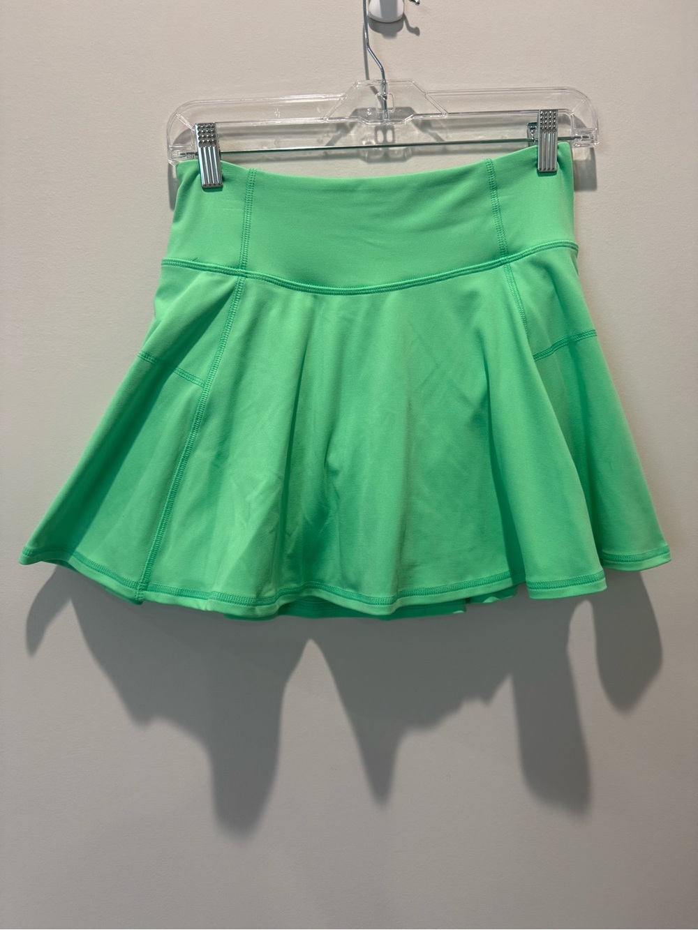 Tennis skirt in Bright Green
